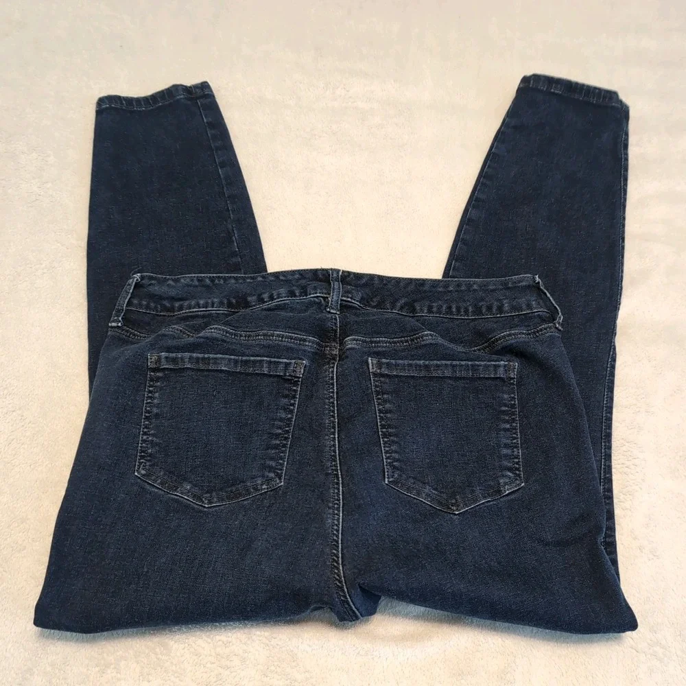 Torrid Trio Fit Skinny Limitless Stretch jeans 16R/20R